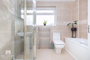 Photo 18- click for photo gallery